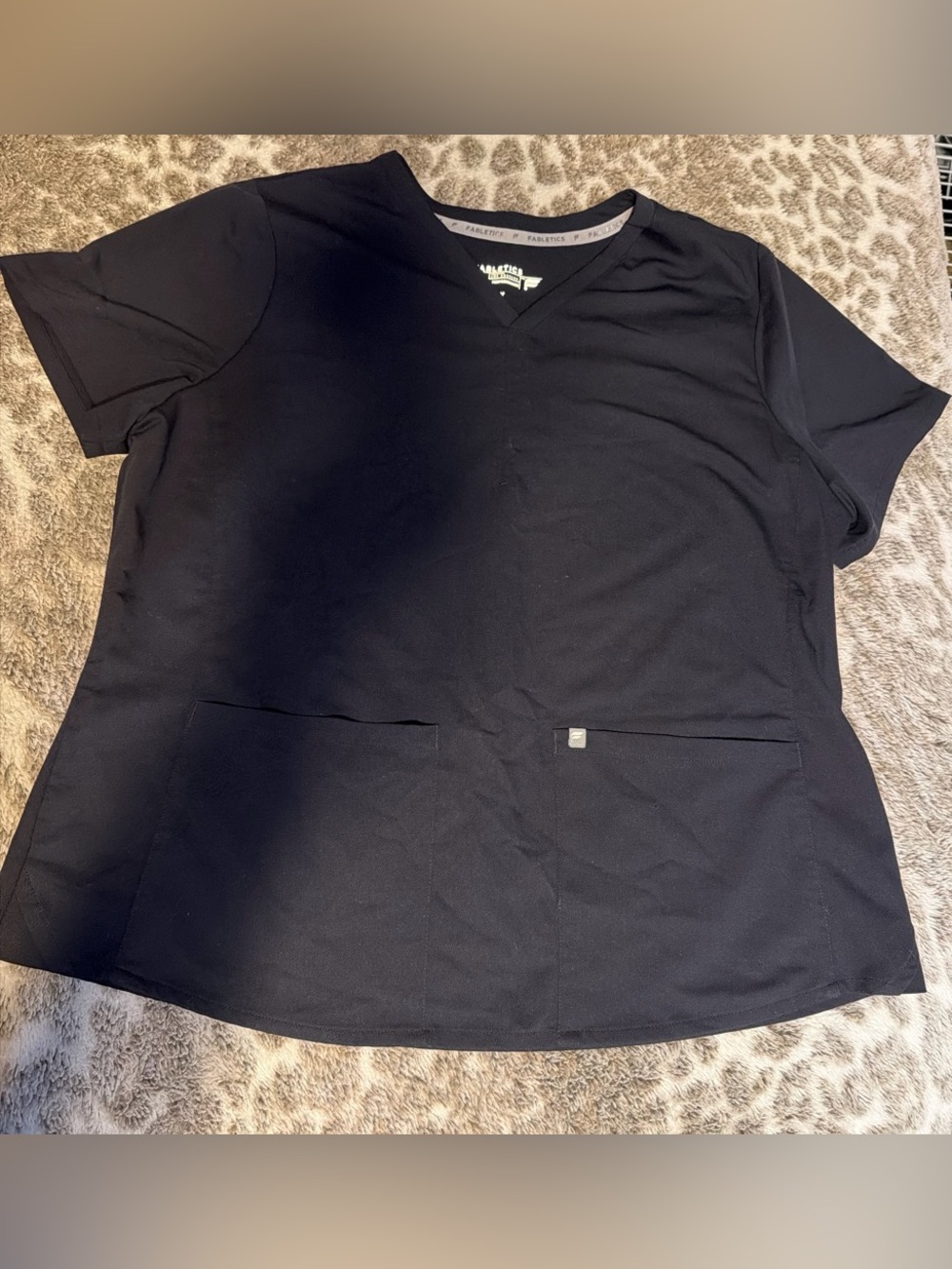 Fabletics Men's Black V-Neck Scrub Top with Front Pockets